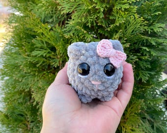 Crochet Hamster Plushie: Sad Meme Toy with Pink Bow