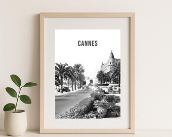 Retro Cannes poster – Black & white – Wall decor – French Riviera