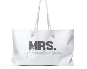 Personalized Bridal Weekender Bag Large Bride Tote Bag Engagement Gift Wedding Gift Bridal Shower Gift Honeymoon Gift Gift for Bride