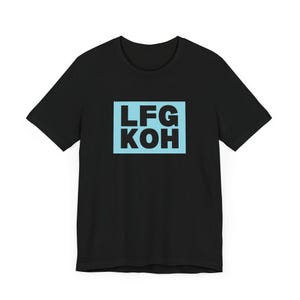 Camiseta de retiro de fútbol LFG KoH, regalo para fanáticos del fútbol femenino, camiseta unisex para el día del juego, camiseta Gotham City Pride, camiseta de fútbol para adultos y niños imagen 6