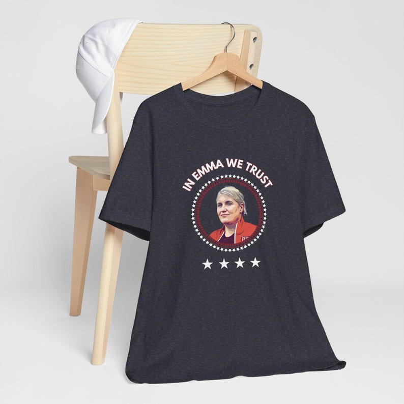 In Emma We Trust Shirt Emma Hayes Tee US Women’s Soccer Shirt Unisex Game Day Apparel USWNT Fan Gift Women’s Soccer Supporter Pride immagine 7