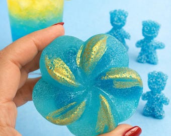 Blue Raspberry Lemonade Crystal Flower with Sour Patch Kids