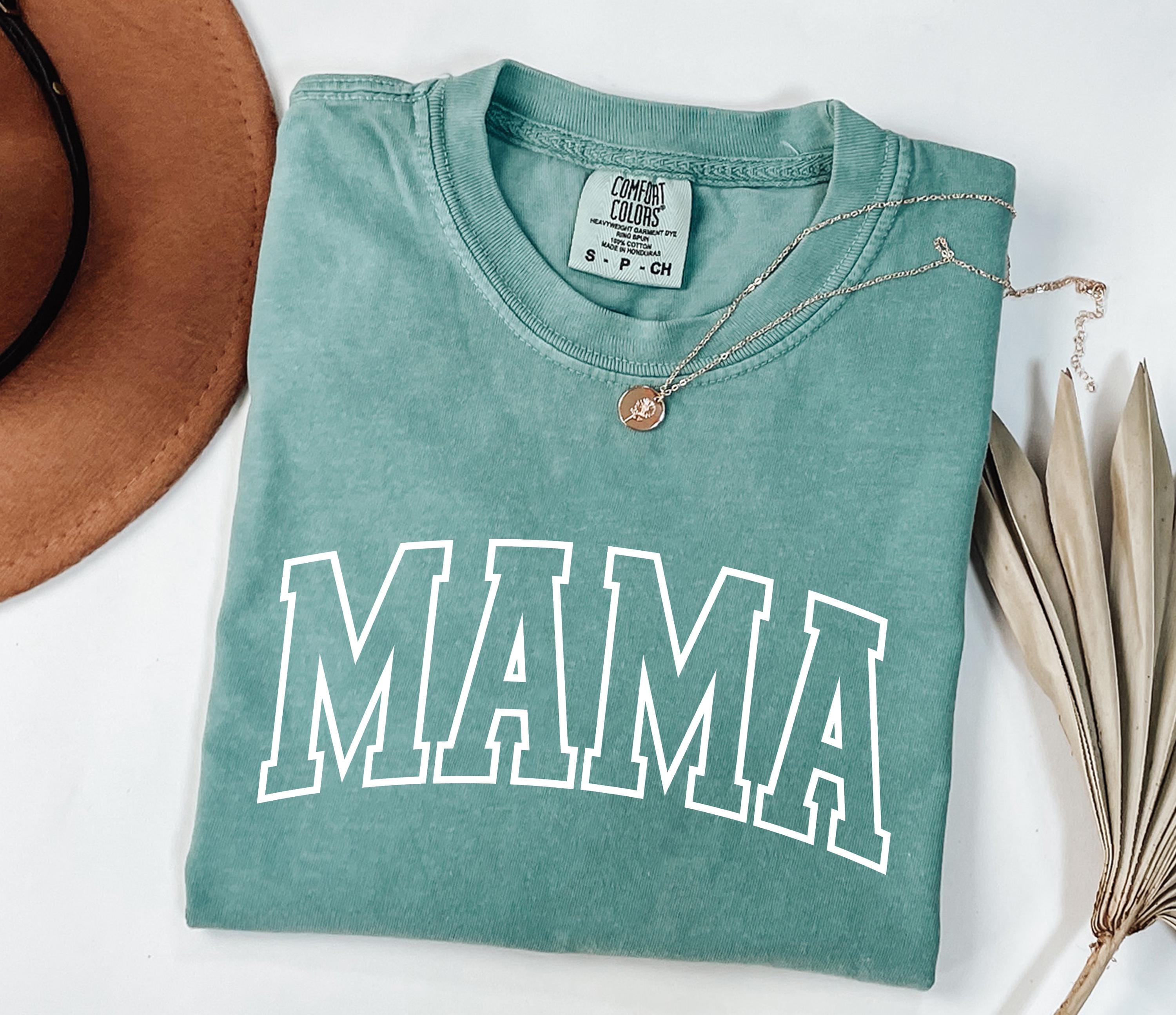 Comfort Colors® Retro Mama Shirt Mothers Day Gift From Daughter for Mom Mama Tshirt For Birthday For Her Baby Shower Christmas
