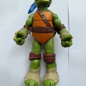 Teenage Mutant Ninja Turtles TMNT grande Leonardo circa 10&quot; 2012 Viacom Giant Leo usato Si prega di guardare le foto