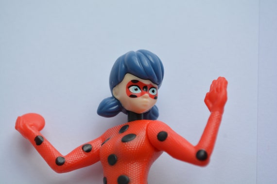 Books Before Good Looks: AINDA MAIS NOVIDADES MIRACULOUS LADYBUG (!!!)