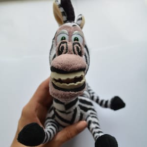 Dreamworks Gosh 2004 Madagascar Marty The Zebra Soft Plush Used Please look at the pictures
