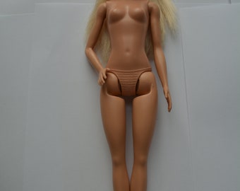 Mattel Barbie Big City Big Dreams Malibu Roberts Doll Blonde Used Please look at the pictures