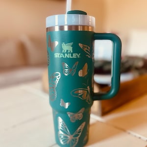 Vlinderwrap voor 40oz beker, digitale download, SVG- en Lightburn-bestand. Op maat gemaakte bekers, vlinder. Alleen digitaal bestand.