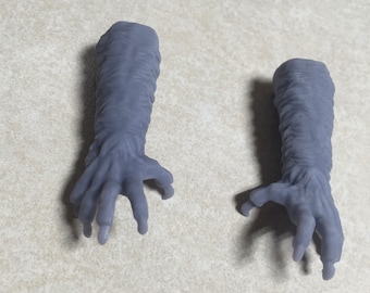 Werewolf gloves (pair) for custom 8" 1/9th scale 3D Printed accessory