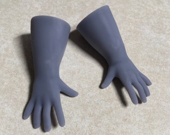 Cutler gloves (pair) for custom 8" 1/9th scale 3D Printed accessory