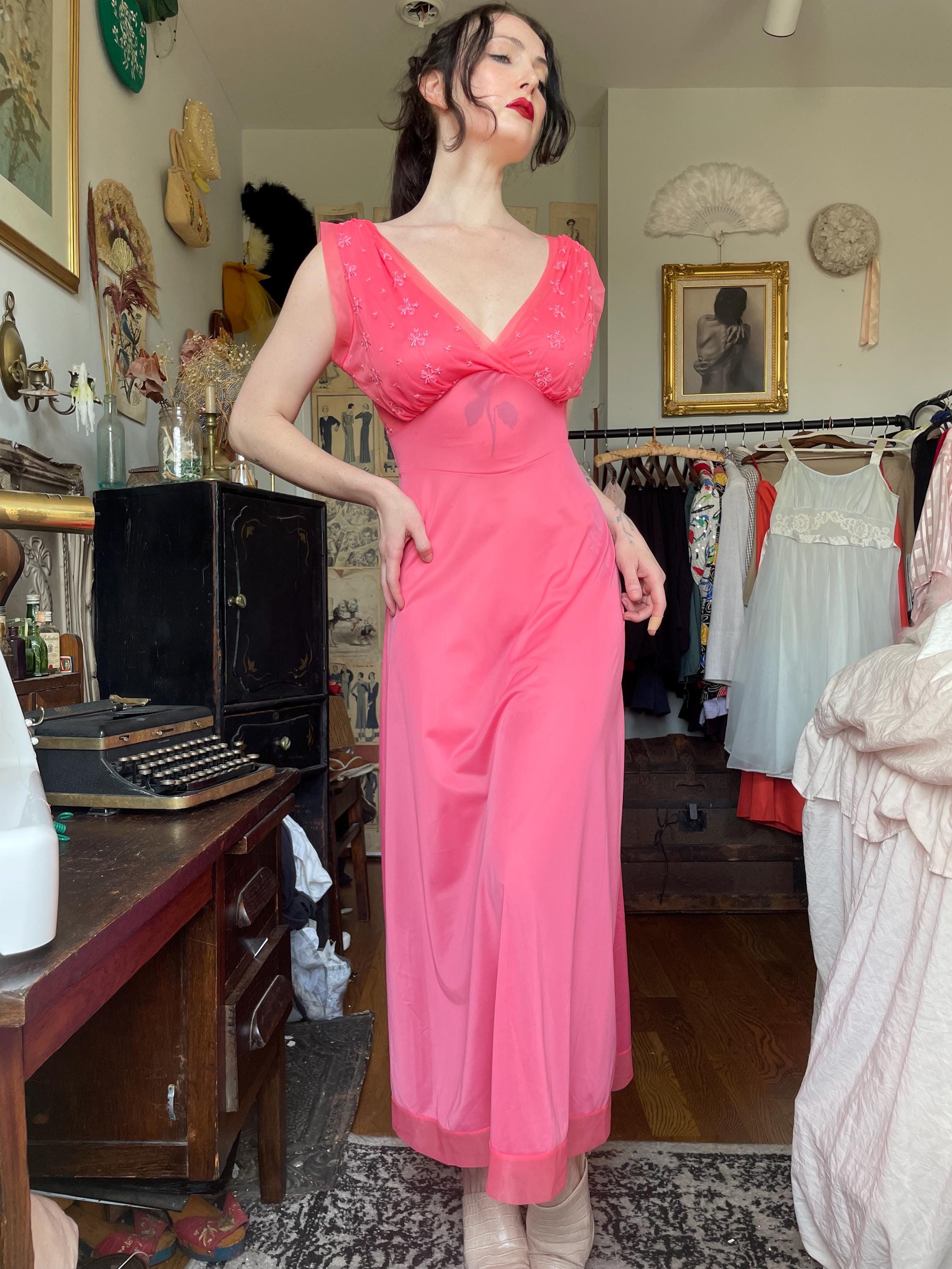 Vintage 40s 50s Nightgown,  Embroidered Chiffon Peignoir, Kickernick Restware Loungewear Maxi Dress, Rare Vtg Summer Lingerie, Gifts for Her