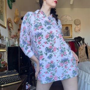 Vintage Victorias Secret Lounge Sleep Shirt, Vtg 80s 90s VS Gold Tag, Pointelle Cotton Floral Long sleeve Collared Top, Rare Gold Label