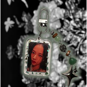 Kpop Blackpink Jisoo pink venom double sided keychain