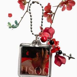 Kpop Blackpink Jisoo Me Flower inspired album  keychain
