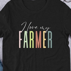Camiseta Eu amo meu agricultor Camiseta de esposa de fazenda colorida na moda esposa de fazenda gráfico t apoio camisa de agricultores locais para sua linda camisa de fazenda