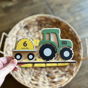Baby Monthly Milestones Photo Prop - Tractor Monthly Milestone Marker