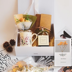 Appreciation giftbox for mentors, Teacher's day gift, Giftbox for colleagues, gift for her.