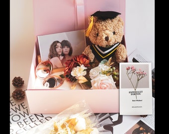 Graduation giftbox for her, Congratulations giftbox, College graduation giftset, giftset for high-school graduation.