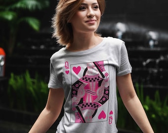 Pink Queen of Hearts Graphic Tee: Vintage Valentine T-Shirt