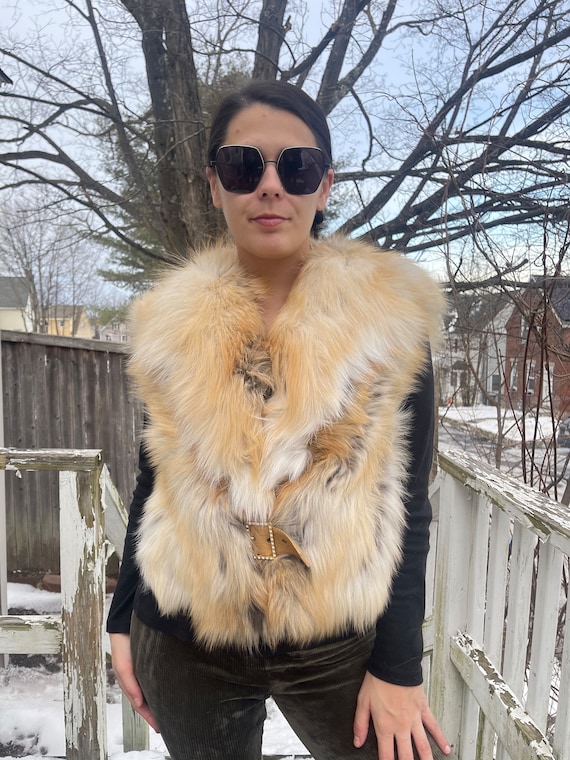 Red Fox Real Fur Vest (with buckle)