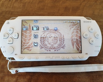 Sony PSP 1000 Fat PHAT Customised with Genuine Patriot 128GB SD Storage and Games Near Mint Condition