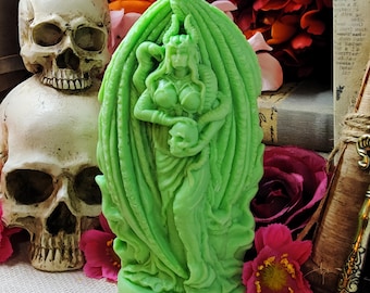 Lilith Ritual Candle – Coconut Soy Spell Candle for Altar Decor & Witchcraft – Dark Goddess Devotion and Divine Feminine Magic