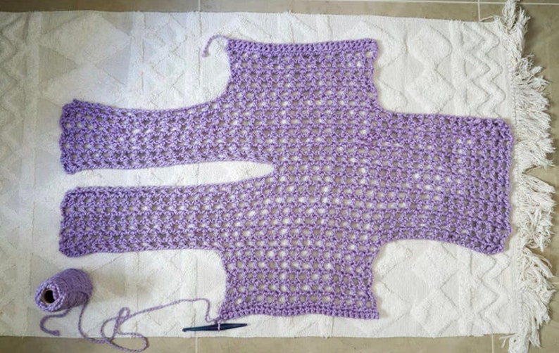 Chunky Mesh Overshirt Crochet Pattern VIDEO image 5