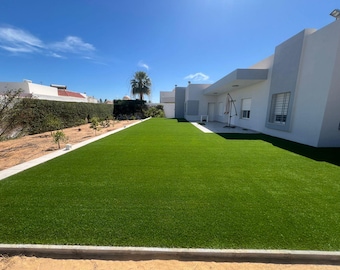 Lush Artificial Grass Carpet – Pet & Kid Safe, Durable Turf
