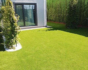 Durable Artificial Grass Carpet – Pet & Kid Safe, Lush Natural Look