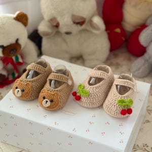 Crochet Baby Soft Shoes for 0-12 months, Handmade Baby Shower Gift, Cute Newborn Gift, Floor Shoes 11cm