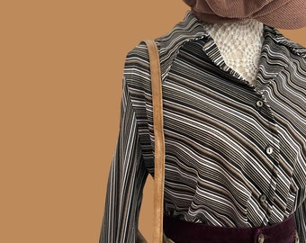 Vintage Womens 1970s 70s Black Gold Silver Striped Glitter Blouse Size 12 14 Biba Mod Dagger Collar Shirt 60s 1960s Groovy