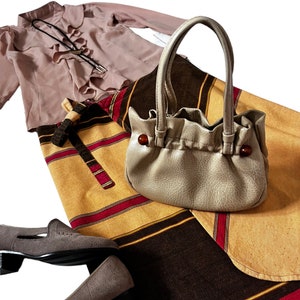 Box style shop handbags