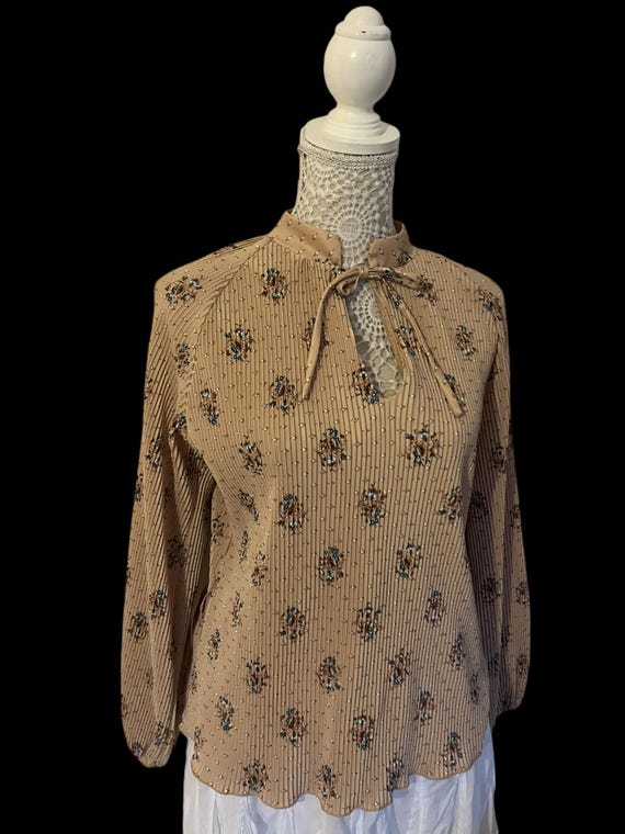 Vintage Womens Brown Plisse Textured Floral 1970s… - image 1