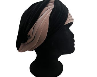 Peter Bettley London Velvet Turban Hat – 1960s Mod Cloche Headwear