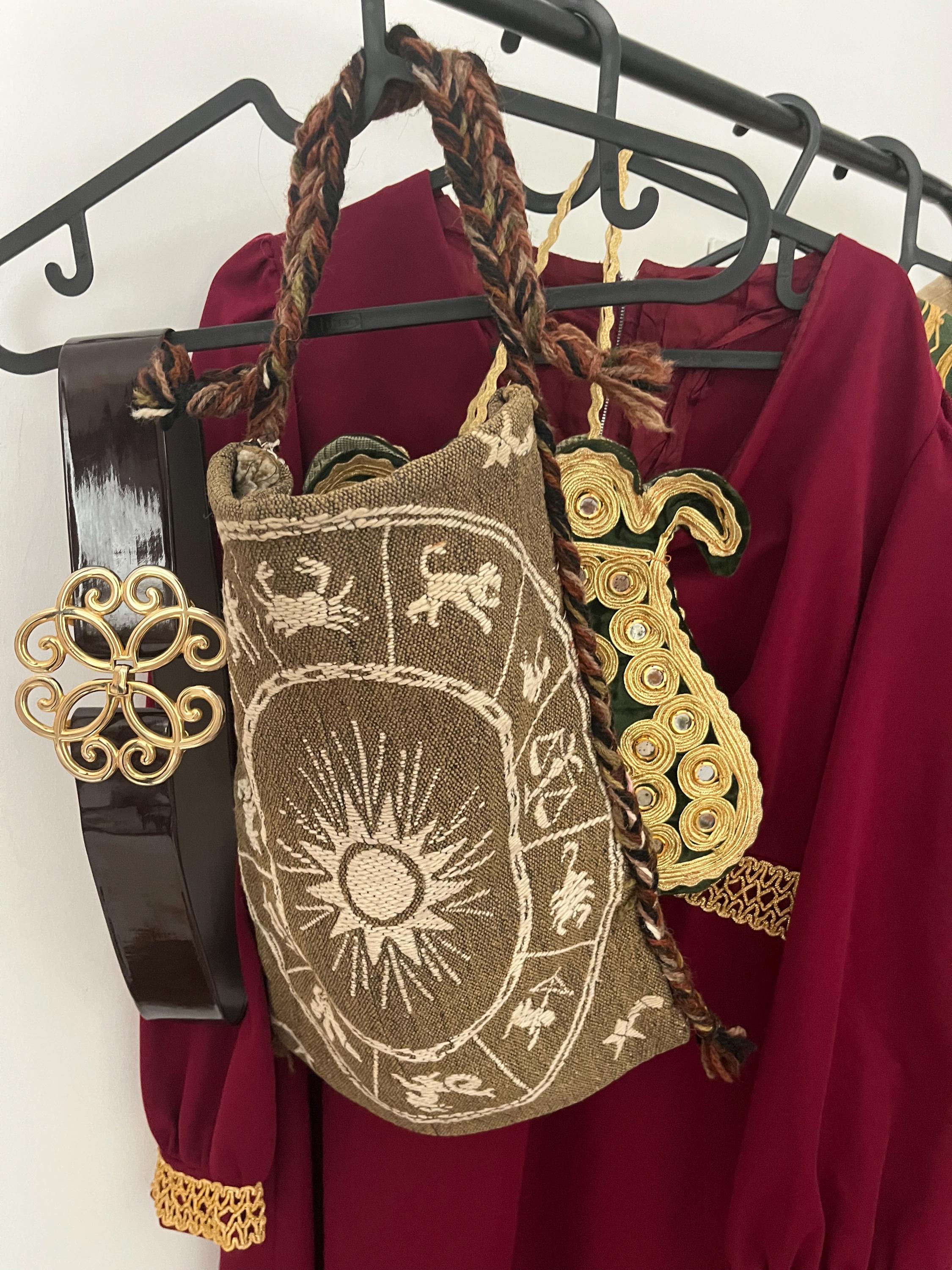 Vintage 70s Woven Zodiac Bag: Astrology Hippie Shoulder Bag - Etsy