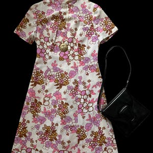 Vintage Womens 1960s 60s Mod Pink and Cream White Short Sleeved Dress Swinging Sixties Size 10 Carnaby Street Style Shift Dress Psychedelic