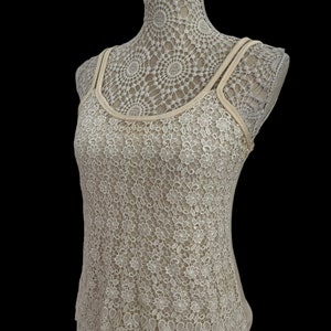 Vintage Womens Cream 2 Strap Cami y2k 1990s 90s Floral Crochet Lace Size 8, 10 Summer Cute