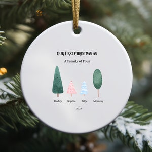 Première décoration de Noël, décoration de famille de 4 personnes, décoration de famille personnalisée, décoration de Noël de famille personnalisée, cadeau de Noël en famille.