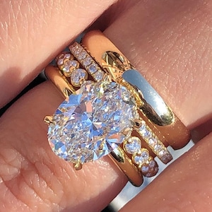 Moissanite Engagement Ring Set, Elegant Oval Cut Vintage Gold Bridal Ring for Womens Anniversary Gift
