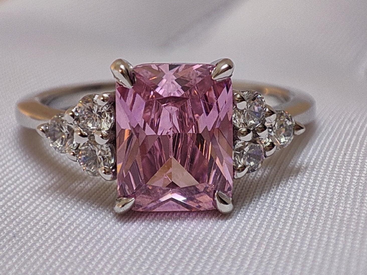 Pink Diamond Ring 2.5 Ct Radiant Cut Swarovski Diamond Engagement Ring 14K White gold with diamond woman ring Barbie Ring Birthstone Jewelry