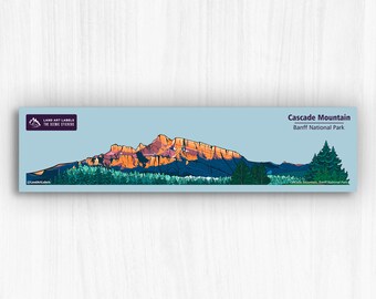 Puede incluir: Una pegatina con una ilustración colorida de Cascade Mountain en el Parque Nacional Banff, Canadá. La pegatina es azul, naranja y verde, y presenta el texto "Cascade Mountain, Banff National Park".