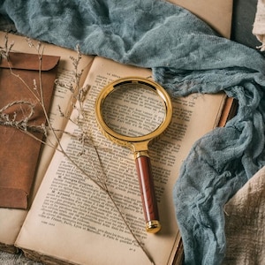 Simple Pocket 8x Magnifying - Magnifying Glass for Reading Home Decor Ornaments