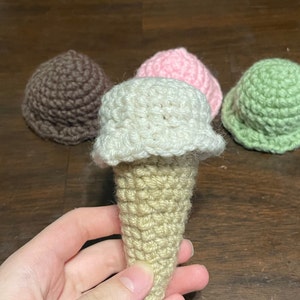 Custom Ice Cream Crochet Toy,Interactive Food Play Crochet Gift for Girl, Handmade Changeable Ice Cream Cone Plushie, Kitchen Decor for Farm