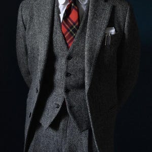 Men&#39;s Yarn-Dyed Tweed Herringbone Bespoke Customized 3 Piece Slim Fit Suit, Groom wear and Groomsmen Suits