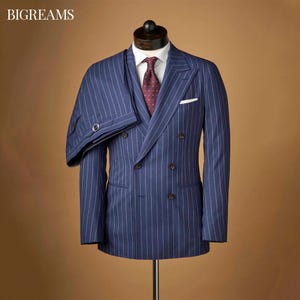 Men&#39;s Navy Pinstripe 3-Piece Suit: Modern Tailored Fit