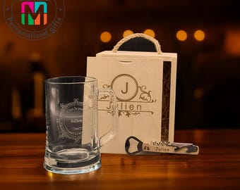 Set de regalo personalizado para amantes de la cerveza: caja de madera grabada con jarra de cerveza de 660 ml y abridor.