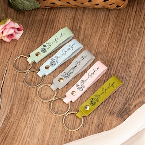 Porte-clés personnalisé avec fleur de naissance, porte-clés en cuir pour cadeaux de mariage, cadeaux d'anniversaire pour amis, cadeaux pour maman, porte-clés pour femme pour elle