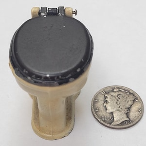 1920-30s Vintage TOOTSIE TOY Metall Toilette Die-cast Puppenhaus Weiß 1:24 Kommode
