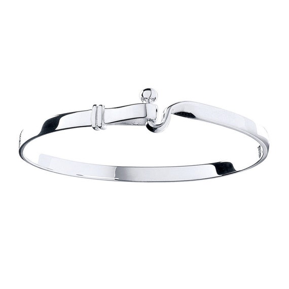 Sterling silver top clip snaffle bangle Sterling silver top clip snaffle bangle