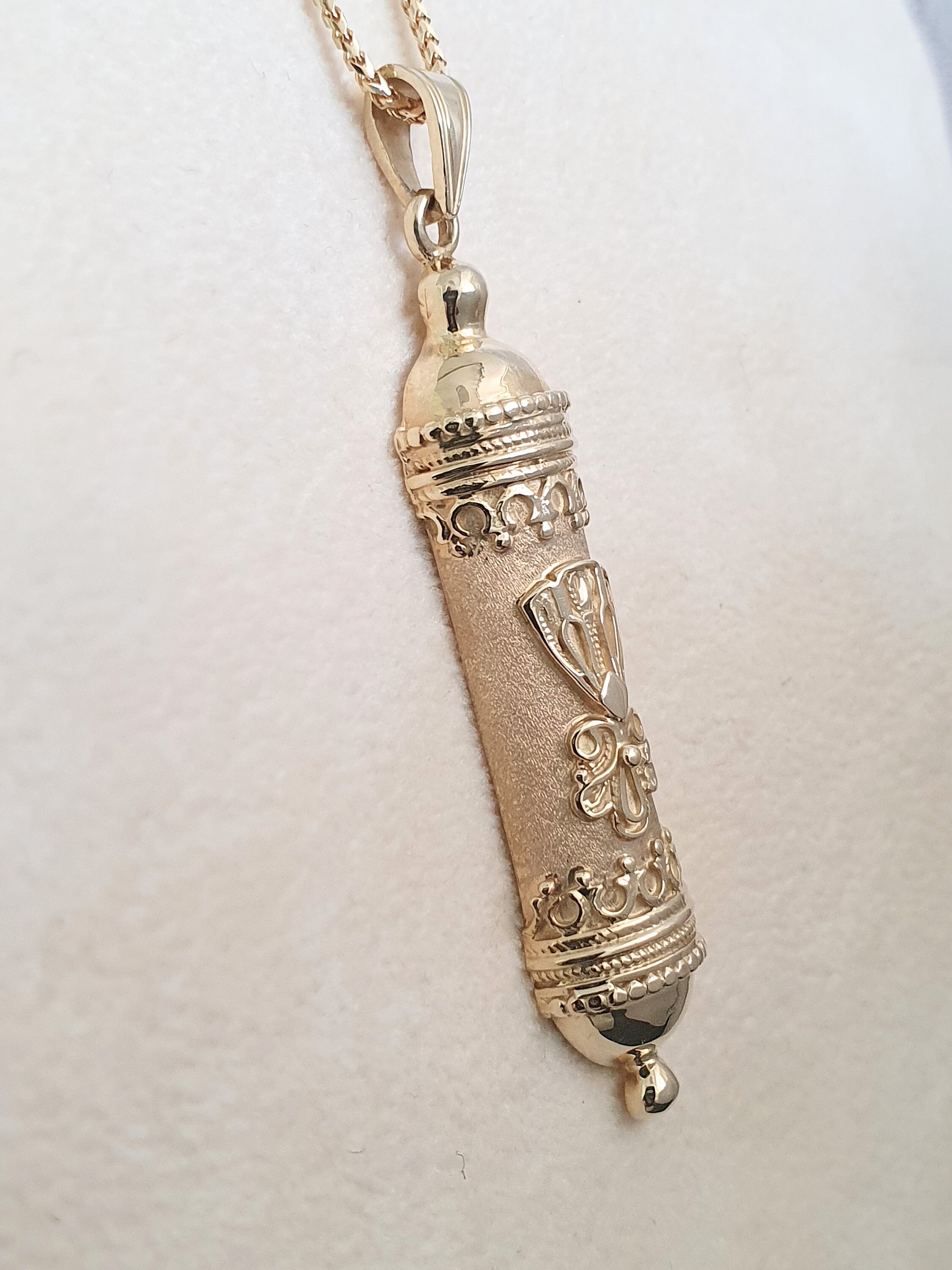 14k Gold Mezuzah Pendant, Judaica Jewelry, Israeli Pendant, Gold